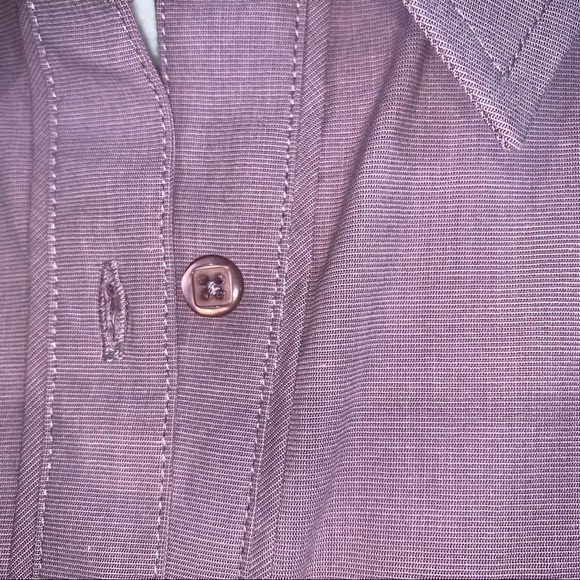 Blouse with pinstripe detailing on inner cuff - Picture 7 of 13